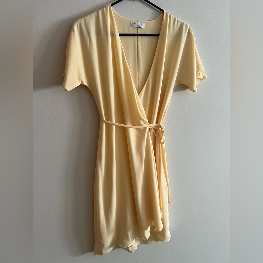 Aritzia Babaton Light Yellow Mini Wrap Dress XS, short sleeve dress
